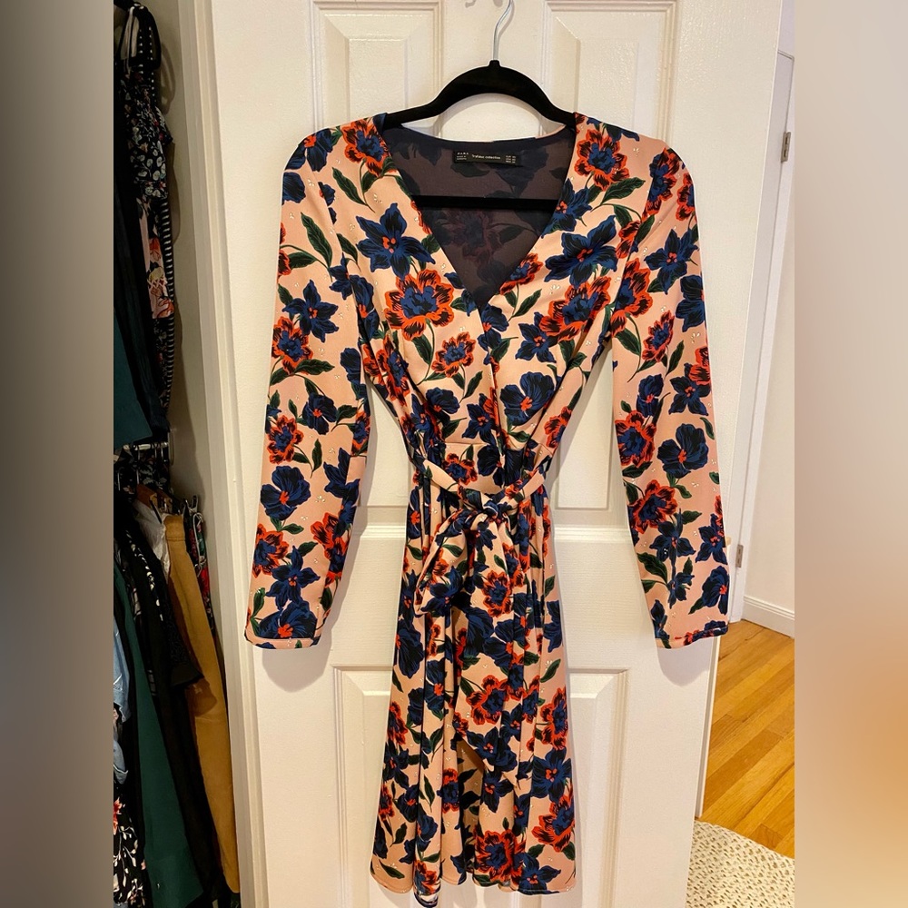 Zara belted Floral Dress * wore once size XS